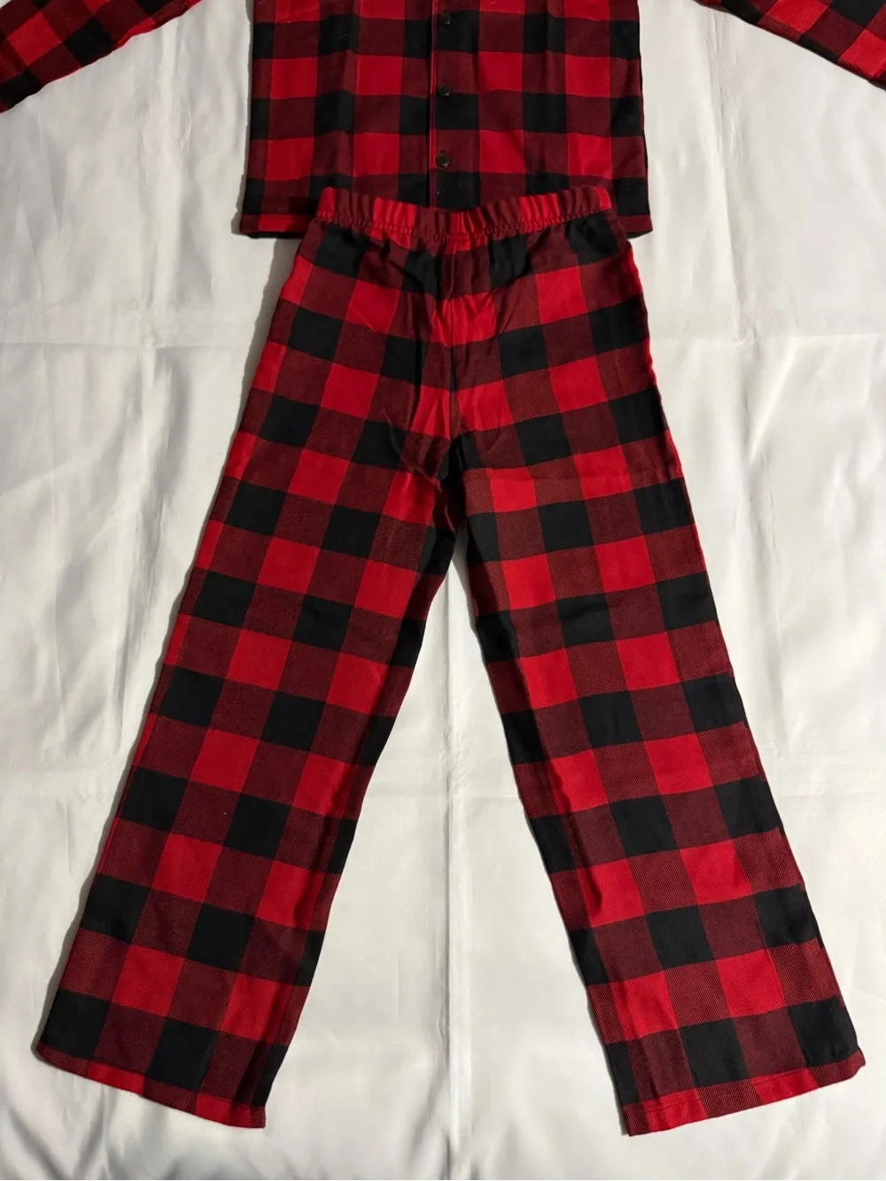 NWT Old Navy Red & Black Flannel Print Pajamas & Slippers Set
